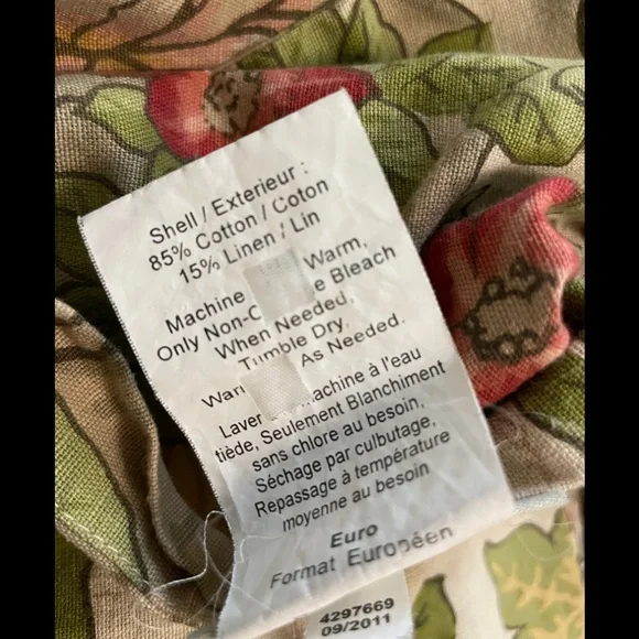 Pottery Barn Full/Queen Floral Duvet with 2 Shams - Picture 7 of 7